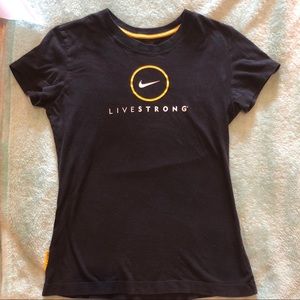 🛍Nike Livestrong Black tee in Size Medium🛍
